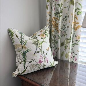 Ballard Designs Floral Accent Pillow 20x20